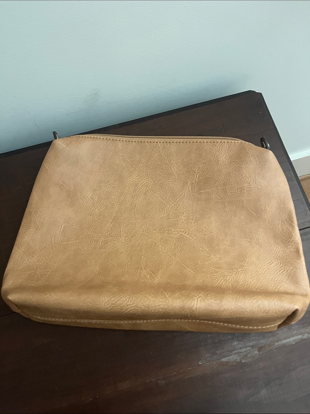 ❤️ 6 for 20 ❤️ Leather Zip Pouch in Light Tan